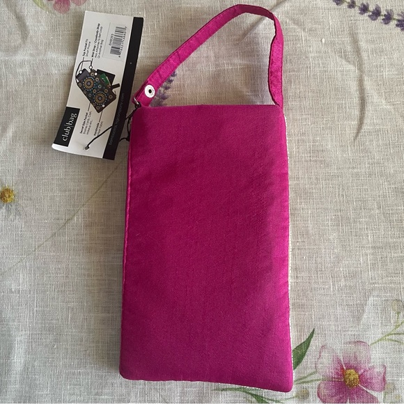 🦩HP🦩NWT Beaded Pineapple Club Crossbody Bag - Picture 2 of 7